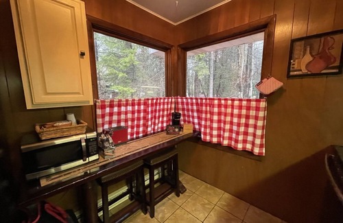 Pocono Pines Casa | Adorable & affordable! Minutes from Camelback and Kalahari!