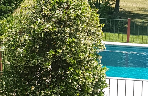 Pilar Centro Casa | Adorable casa en un barrio privado . Gran vistas al campo de golf.