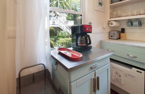 Folly Beach Casa | Picket Fence ~ ¡Otro de los mejores de Folly! Cabaña clásica de 2 dormitorios