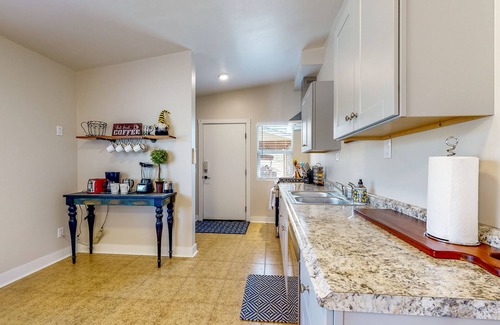 Fallbrook Cabaña | Adorable farm stay close to Temecula wine country