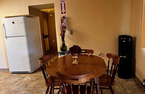 Stockton Casa | Adorable Home for Family.