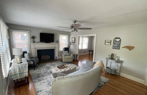 Lincolnton Casa | Adorable home in heart of Lincolnton, walking distance to shops breweries dining