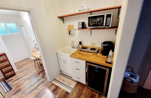 Yuma Apartamento | Adorable In-Town Garden Studio