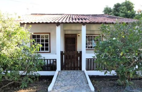 Pedasi Casa | Adorable Pedasi 2 bdrm fenced home; Walk to Square