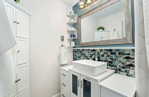 Southeast Casa | Adorable townhome in southeast Denver