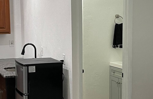 Keystone Cabaña | Adorable Waterfront Cottage