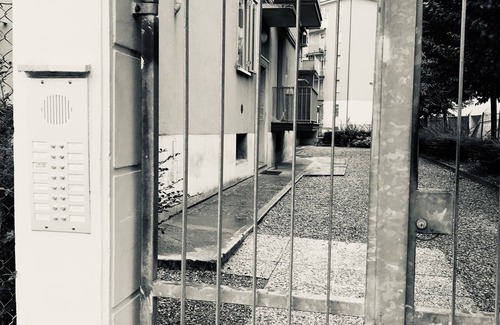Bologna Fiere District Apartamento | Aduepassidallafiera, apartment near the fair and Bologna.