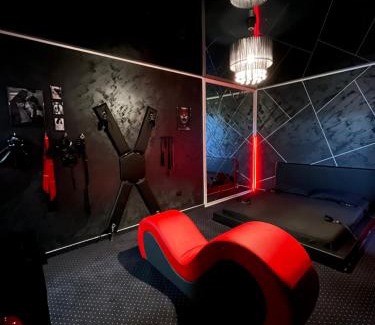 Bragadiru Apartamento | Adult only fantasy room