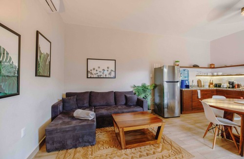 Colonos Cuzamil Apartamento | Adults Only Serviced Apt + Starlink Wifi + Free Bikes + Pool #2