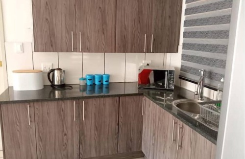 Woodmead Apartamento | Adva's restful haven with inverter!