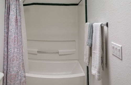 Silver Springs Casa | Adventure Launchpad | ATV & RV Parking, Firepit | Private Tanning Bed