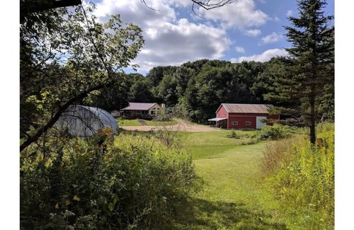 Frontenac Casa | Adventure Time ideally located near a state park and large lake.