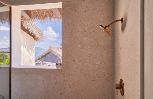 East End Apartamento | Aerial Strength Room