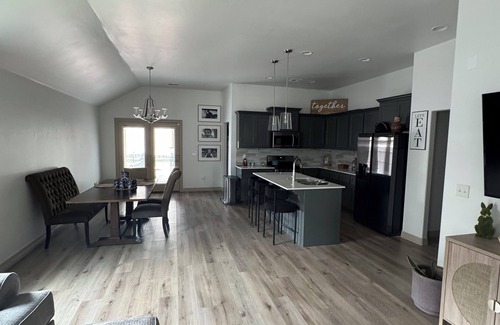 Wheatland Casa | Aesthetic BEDROOM A Yukon-Mustang