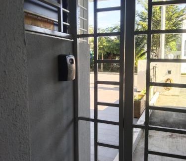 Beranang Casa | Afeena Homestay Bandar Tasik Kesuma