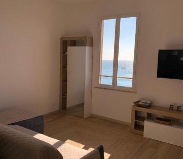 Finale Ligure Apartamento | Affacciati al mare