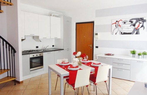 Bergamo Apartamento | Affittimoderni Bergamo Young - Bgpc11 - Apartamento Para 6 Personas en Bergamo
