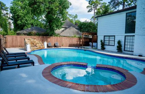 Barker Casa | Affordable 4 bedrooms home with a pool!