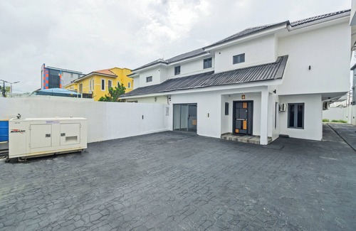 Bouvet Island Casa | Affordable 5-bedroom house in Lekki Phase 1, first round about