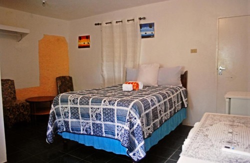 River Oaks Apartamento | Affordable and Cozy at Content Guest House