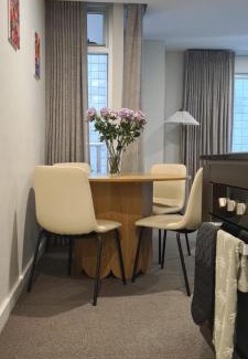 Adelaide Central Business District Apartamento | Affordable & Cozy CBD getaway with Free wine!