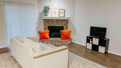 South Side Apartamento | Affordable Family Stay - Kid & Pet Friendly