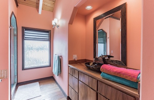 Opihihale Apartamento | Affordable Luxury, Fantastic Unobstructed Ocean View with Pool by RedAwning