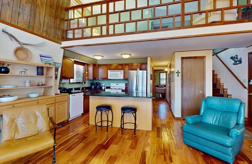 Ruidoso Cabina | Vistas a la montaña! Cerca de TODO, WIFI, cable, para 6 personas