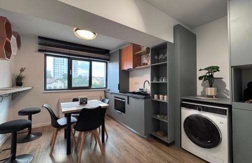 Scheia Apartamento | AFI Apartments with GARDEN and FREE PARKING