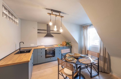 Golzheim Apartamento | Africa Lodge with infra red sauna Düsseldorf city center