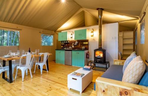 Hluhluwe Cabina | AfriCamps at Bonamanzi Game Reserve
