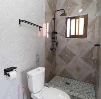 Kribi Apartamento | AfriqPnB Chambre Ewondo située à Kribi Bebambwe avec Piscine