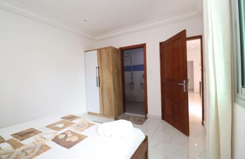 Tignere Apartamento | AfriqPnB VC Appart situé à Kribi Mboamanga avec Piscine et bord de mer