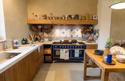 Agello Villa | Agello Country lake villa 6 bedrooms 6 bathrooms with air condition