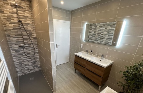Joinville Casa | Agréable Maison Avec Jardin et Balcon à Joinville