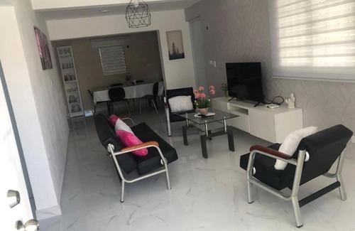 Nagua Casa | Agradable casa acogedora y cómoda 3 dormitorios.