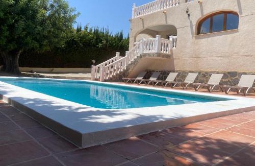 Calpe Villa | Agradable Villa con piscina y vistas al mar