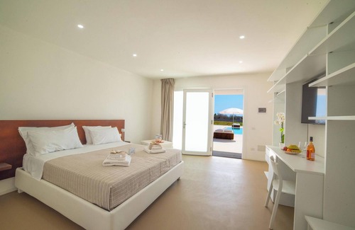 Melendugno Hotel | Agricola Chiani 5 Relax&Pool near the sea, Melendugno, Italy