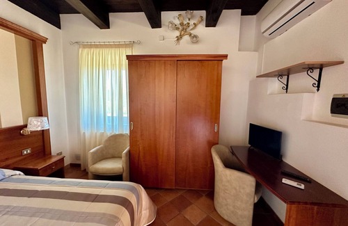 Oriolo Otro | AGRITOURISM CERVINACE
