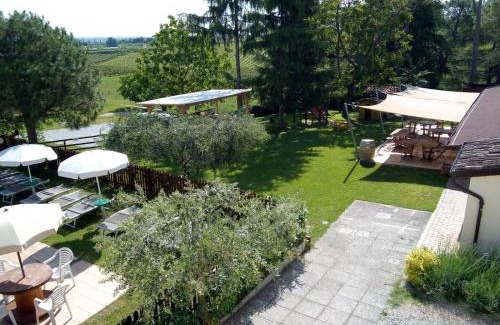 Oriolo dei Fichi Casa | Agriturismo e Cantina La Sabbiona