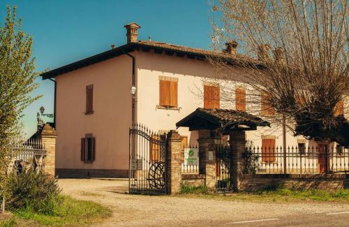 Castelfranco Emilia Casa | Agriturismo Garzolé