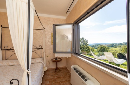 Semproniano Otro | Agriturismo La Meria