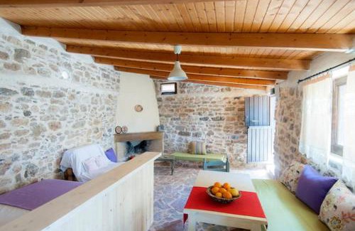 Apostoli Apartamento | Agrotourism Traditional Houses