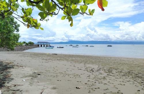 Puerto Jiménez Hotel | Agua Luna by the beach