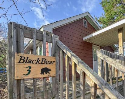 Magnetawan Cabina | Ahmic Lake Resorts Black Bear Cottage
