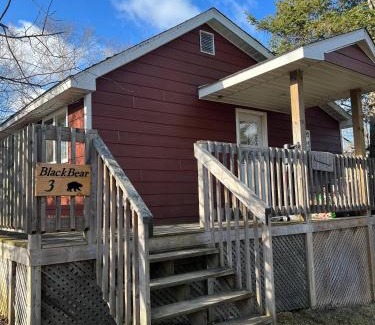 Magnetawan Cabina | Ahmic Lake Resorts Black Bear Cottage