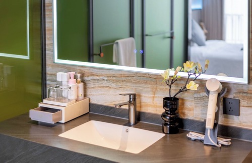 Jinniu Casa | AI Lives In The Future Hotel