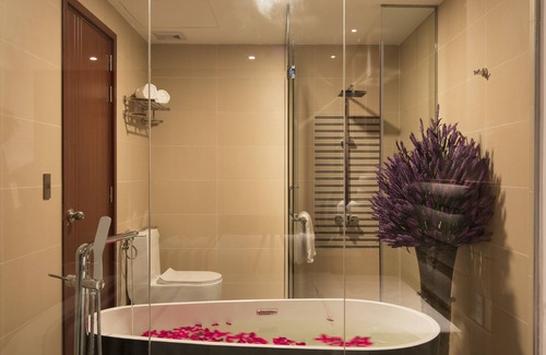 District 6 Hotel | Aiden Saigon Hotel