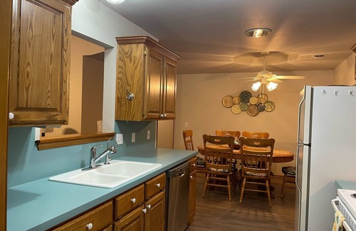 South Oklahoma City Casa | Aimee’s Pleasant Ranchwood Villa