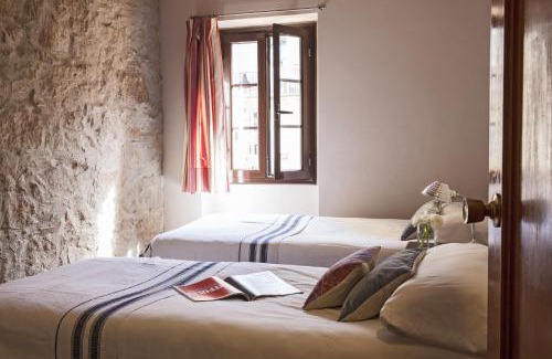 El Raval Apartamento | AinB Las Ramblas-Guardia Apartments